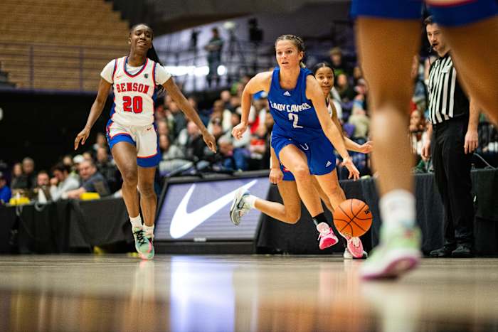 Benson Grants Pass 6A Oregon girls basketball quarterfinal 2024 Naji Saker -44